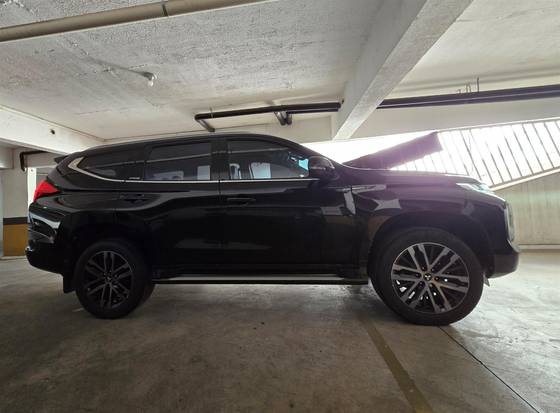MITSUBISHI PAJERO SPORT 2.4 16V MIVEC TURBO DIESEL LEGEND AWD AUTOMÁTICO